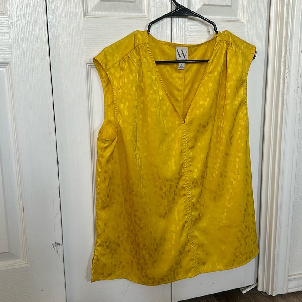 Business casual top